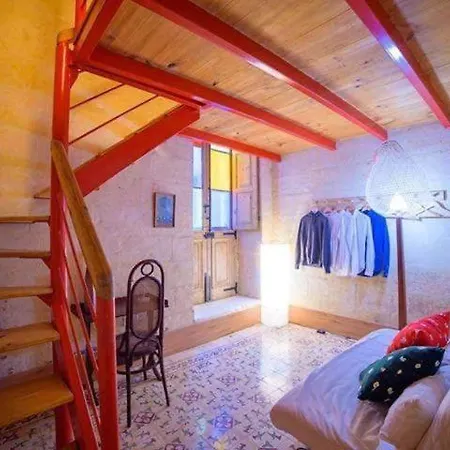 Grand Harbor View Apartment *